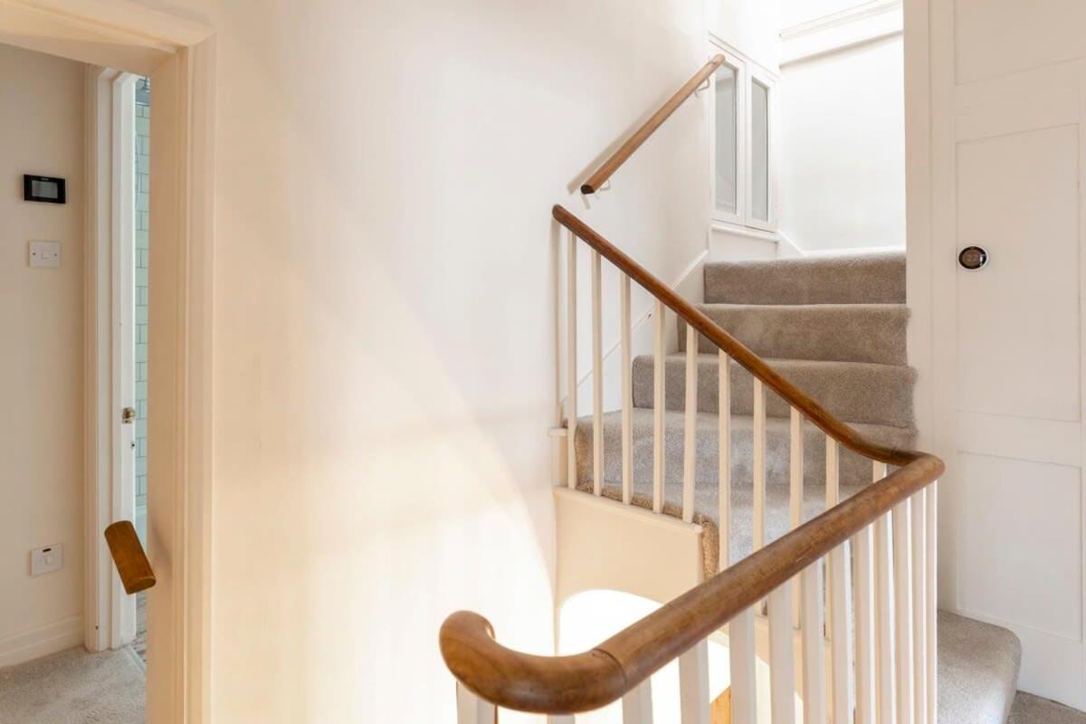 Independence House Villa Oakham Bagian luar foto