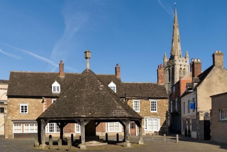 Independence House Villa Oakham Bagian luar foto